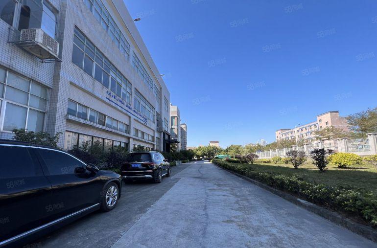 观澜实际面积一楼厂房2600平方仓库出租带卸货平台精装办公室