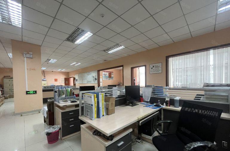 德派2000平米 原房东精装修 交通便利 好招工 厂房出租