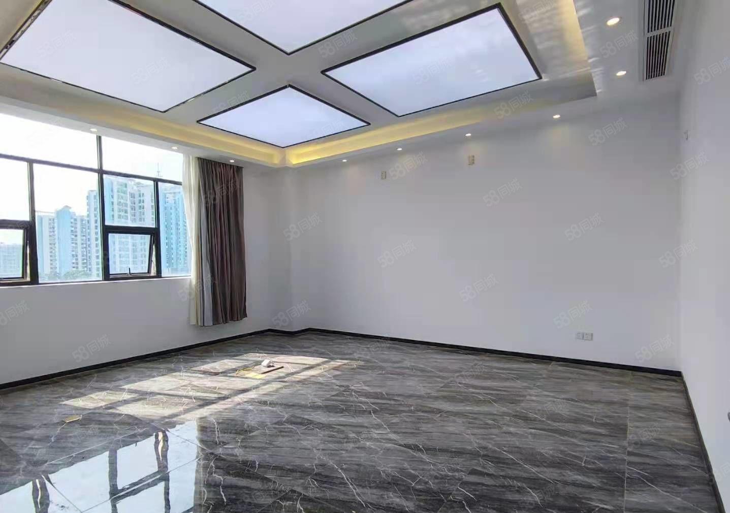 龙华清湖地铁精装修610平适合办公研发电商贸易等，园区形象好