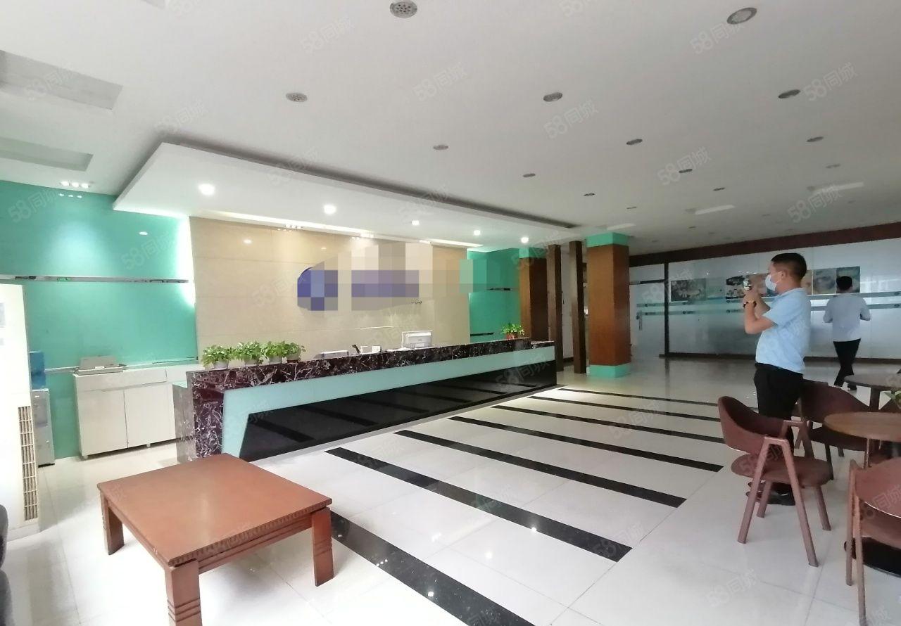 观澜松元新出原房东楼上一整层1780平带办公室装修厂房出租。