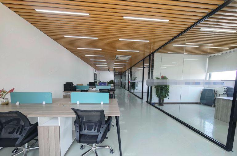 观澜福民全新厂房楼上500平豪华精装修厂房仓库出租水电齐全