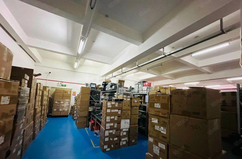 1800平精装修大浪村委厂房出租！200平起分租！红本厂房！