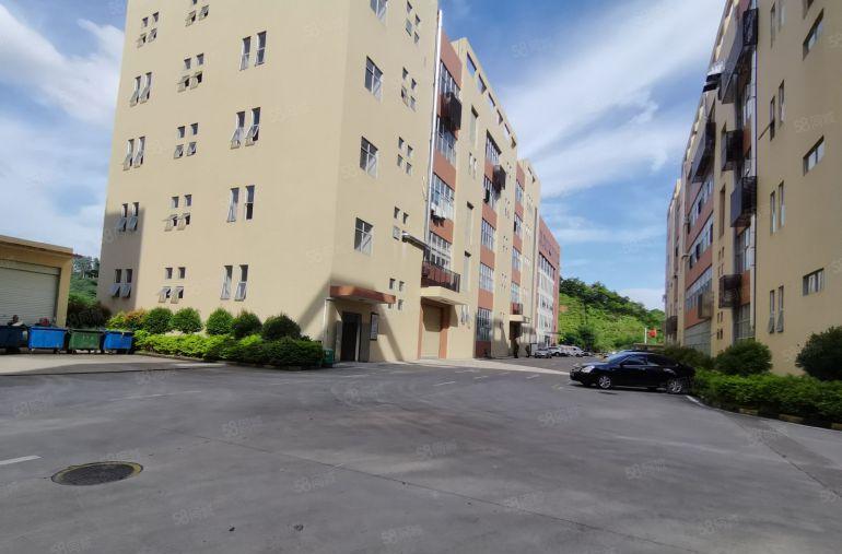 龙华地铁口原房东实际面积出租独门独院厂房4800平大小面积分