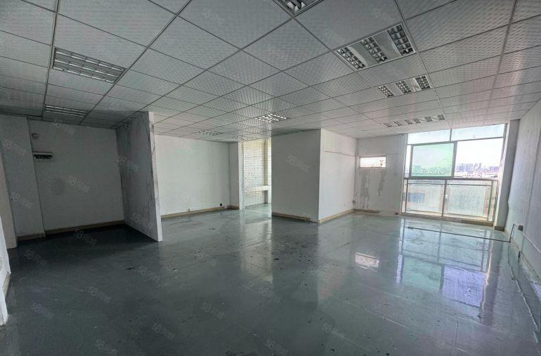 清湖地铁口旁 120平  大开间 28