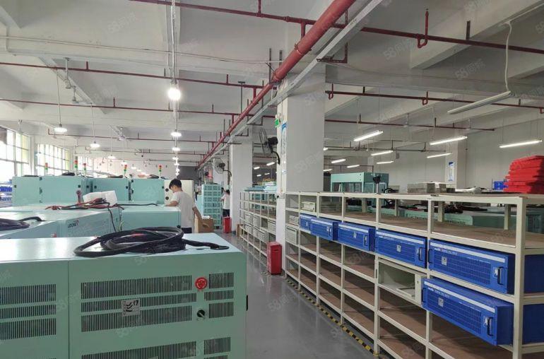 大浪华荣路科技园整层厂房2000平出租带有装修