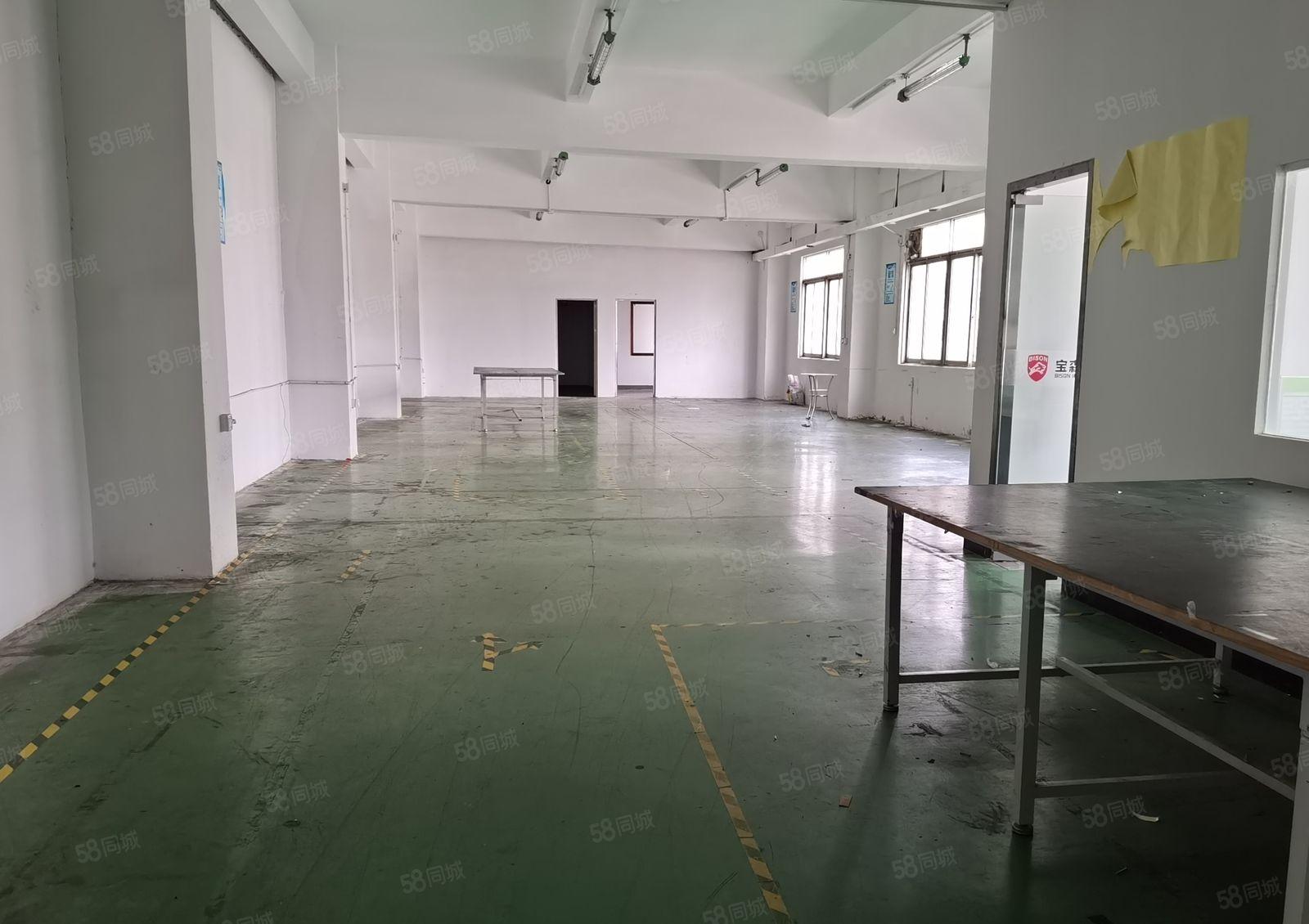 龙华清湖高速口附近独院独栋厂房一到四层4500平米出租两吨货