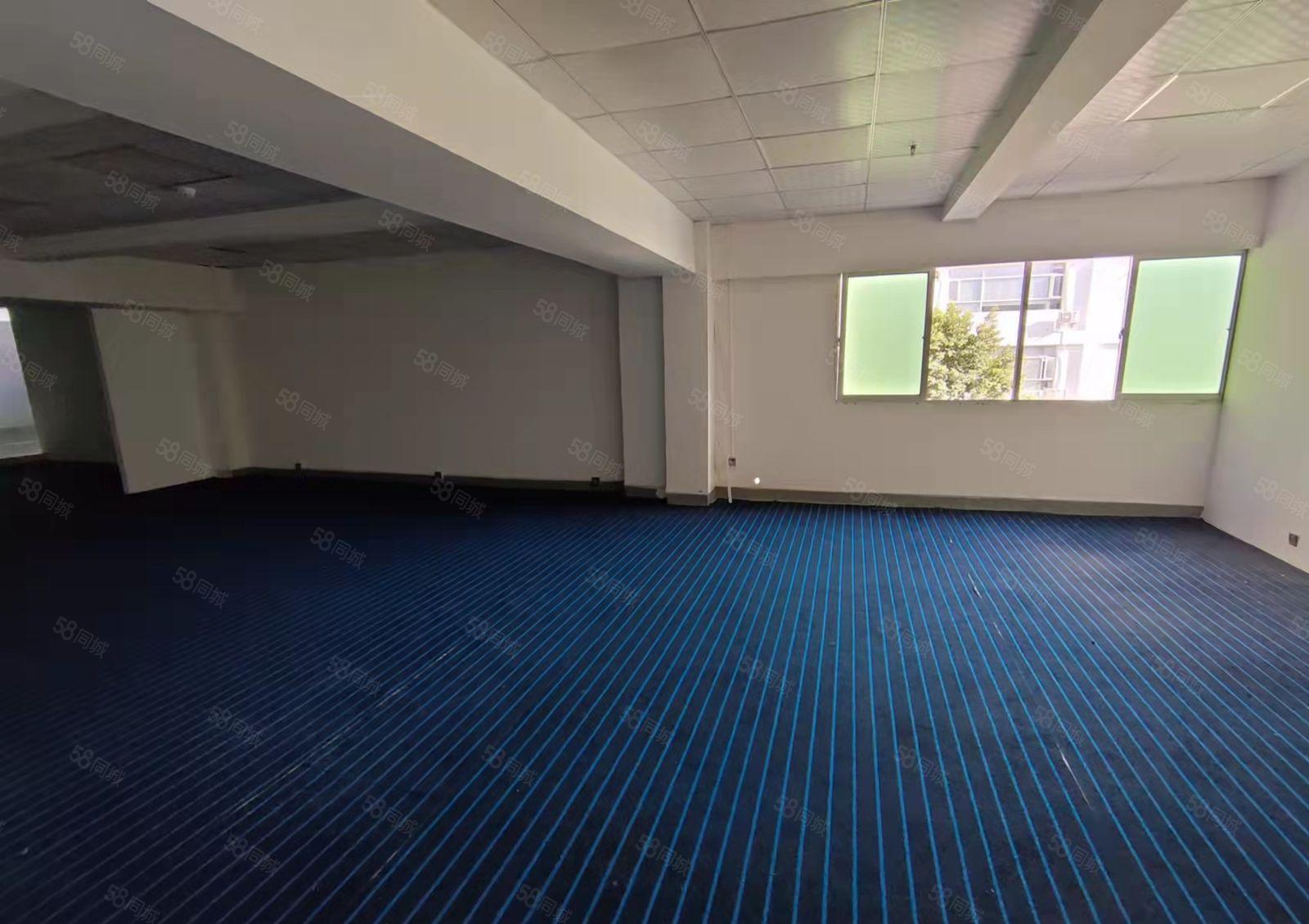龙华阳台山地铁站附近新出350平精装办公厂房出租