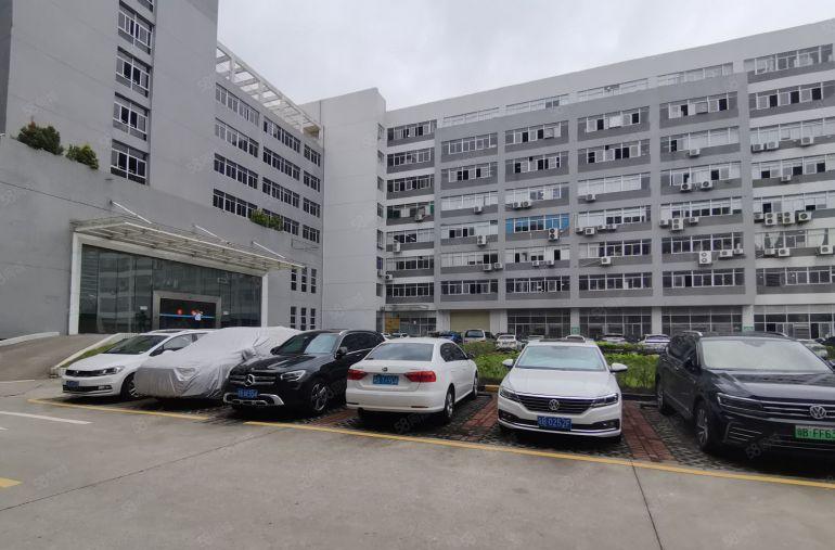 龙华观澜原房东厂房出租200至2000平方装修出租车位充足