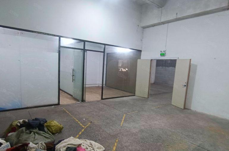 龙华清湖一楼精装修厂房200平出租 带办公室