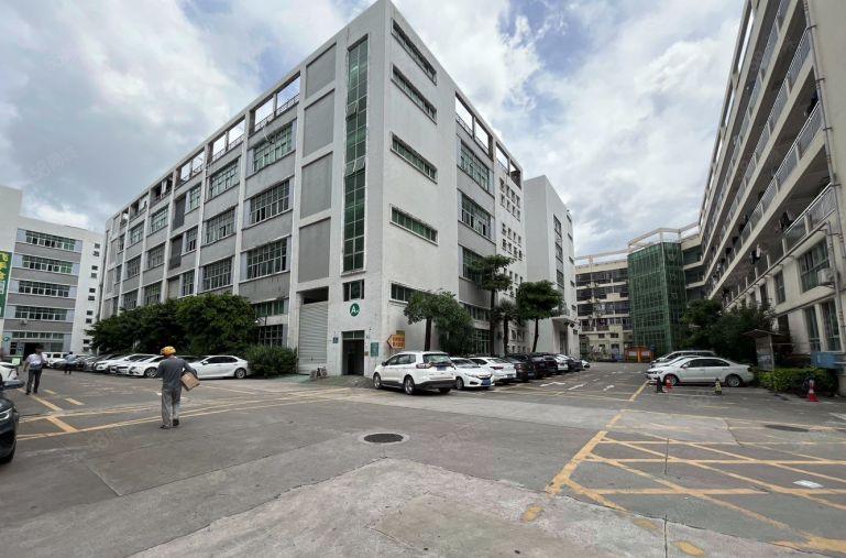 200平起租大浪商业中心原房东一楼1500平厂房出租带航车