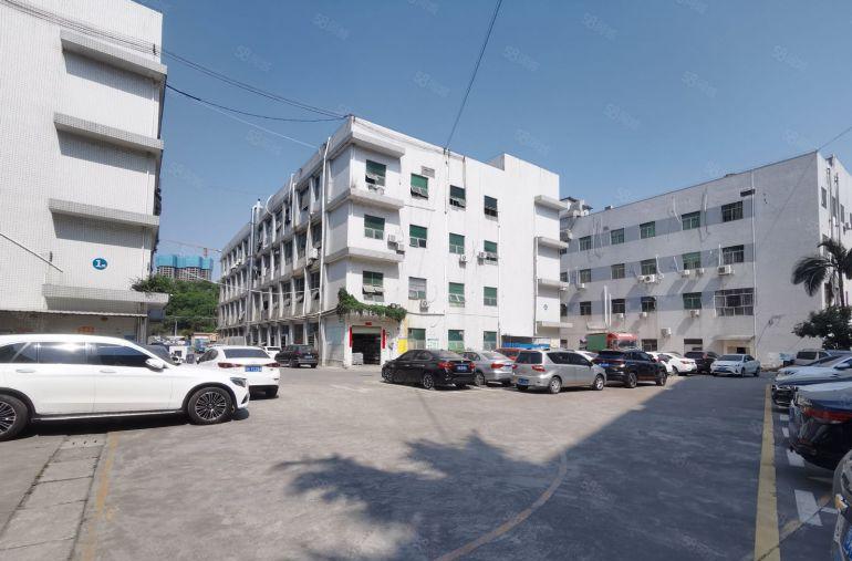 观澜福民茜坑地铁站附近800平米厂房出租，带装修水电齐全