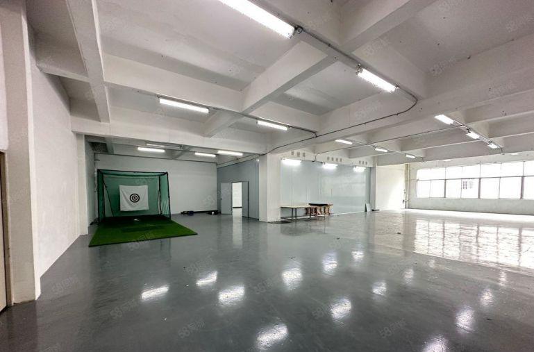 观澜樟坑径有轨电车718平精装修仓库电商厂房出租可分租地铁口