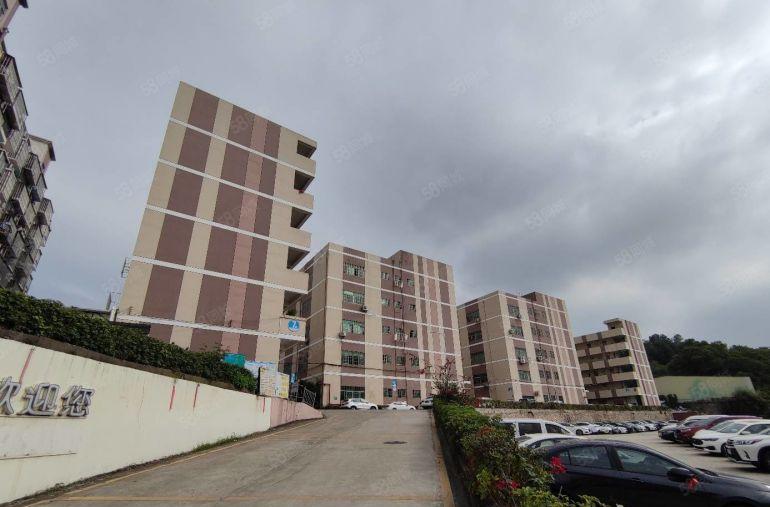 观澜福城街道大水坑一楼厂房出租380平方 带办公室装修