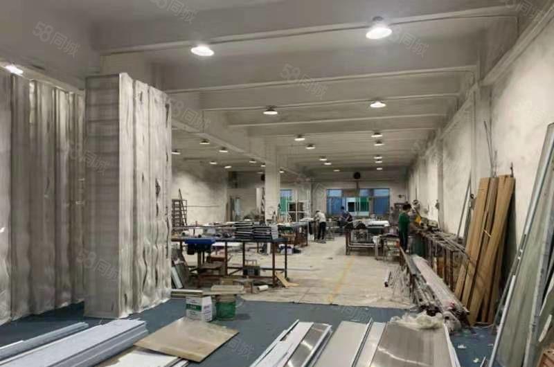 深圳龙华新区观澜主干道大型工业园区楼上标准1380平米，招租