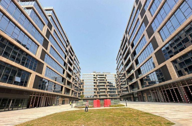 观澜福民39000平全新独栋红本研发办公厂房出租大小可分租