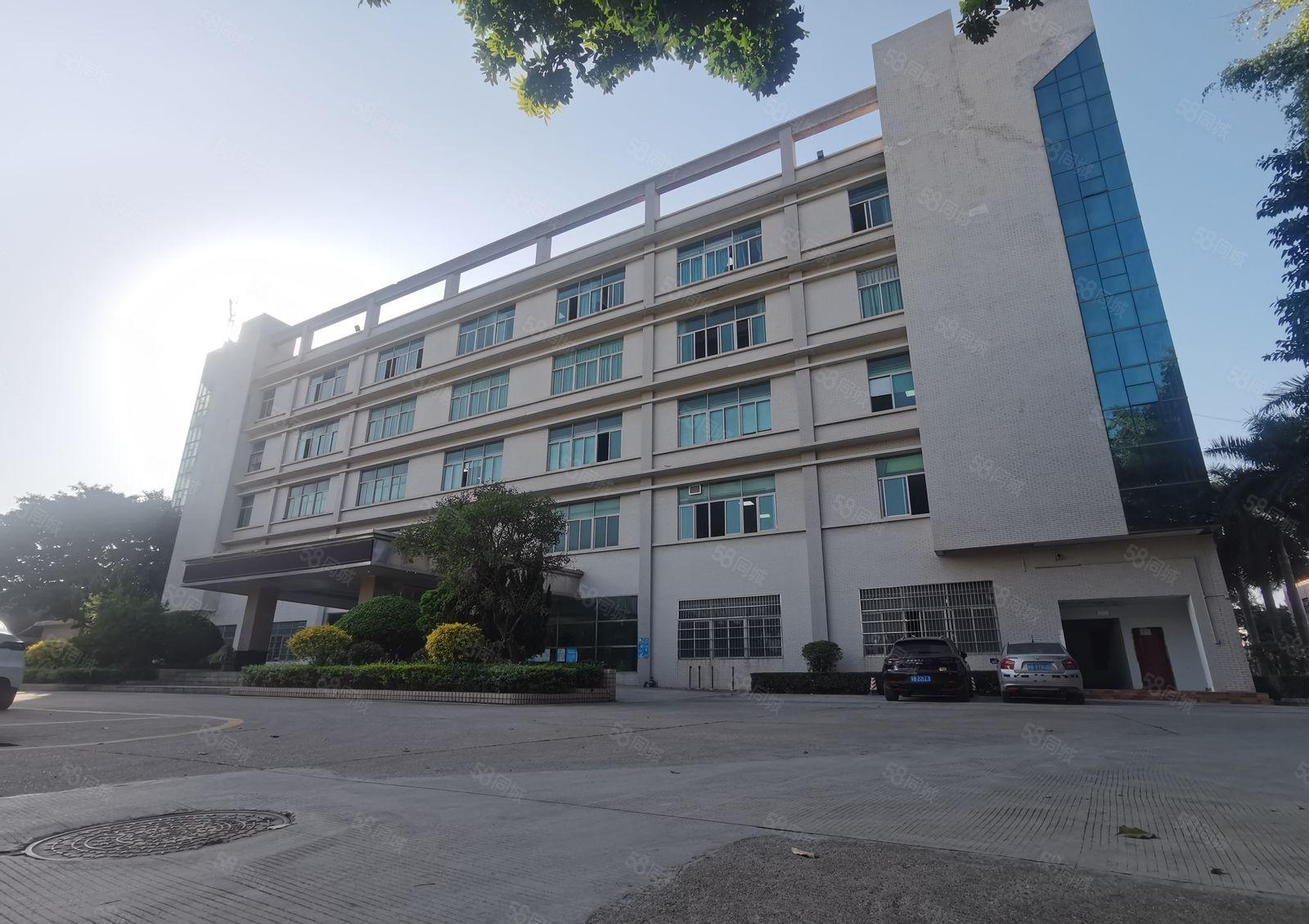 黎光花园式独院厂房出租，楼上一整层3300平米带装修水电齐全