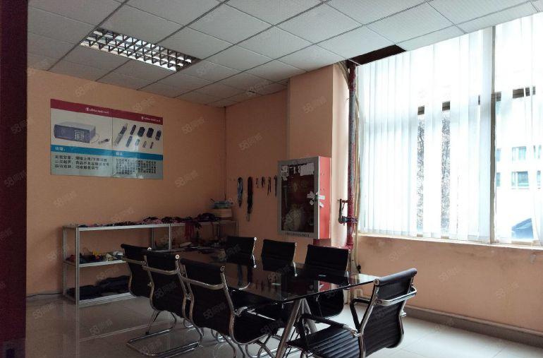 龙华大浪原房东实际面积出租786平一楼，带装修家私6米高