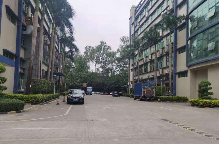 观澜原房东精装修楼上2000平方厂房出租