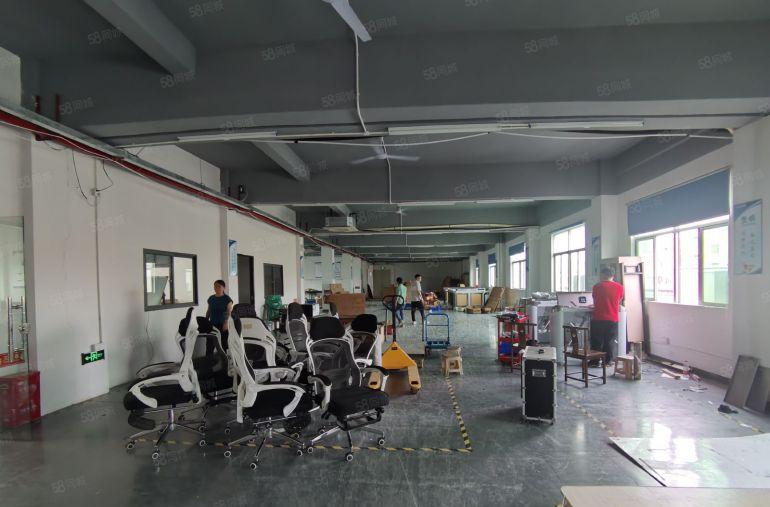 观澜观湖街道松元楼上870平带精装修厂房出租
