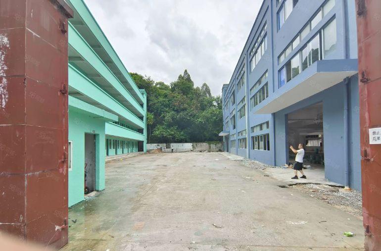 15元起租，定制装修，观澜工业园厂房出租200平起租一楼仓库