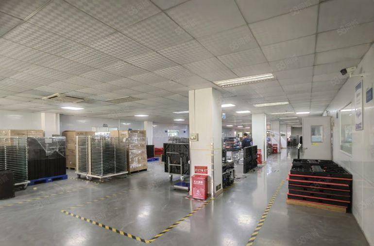 龙华北部附近大型厂房，一楼带上下货平台，楼上有精装修，毛坯