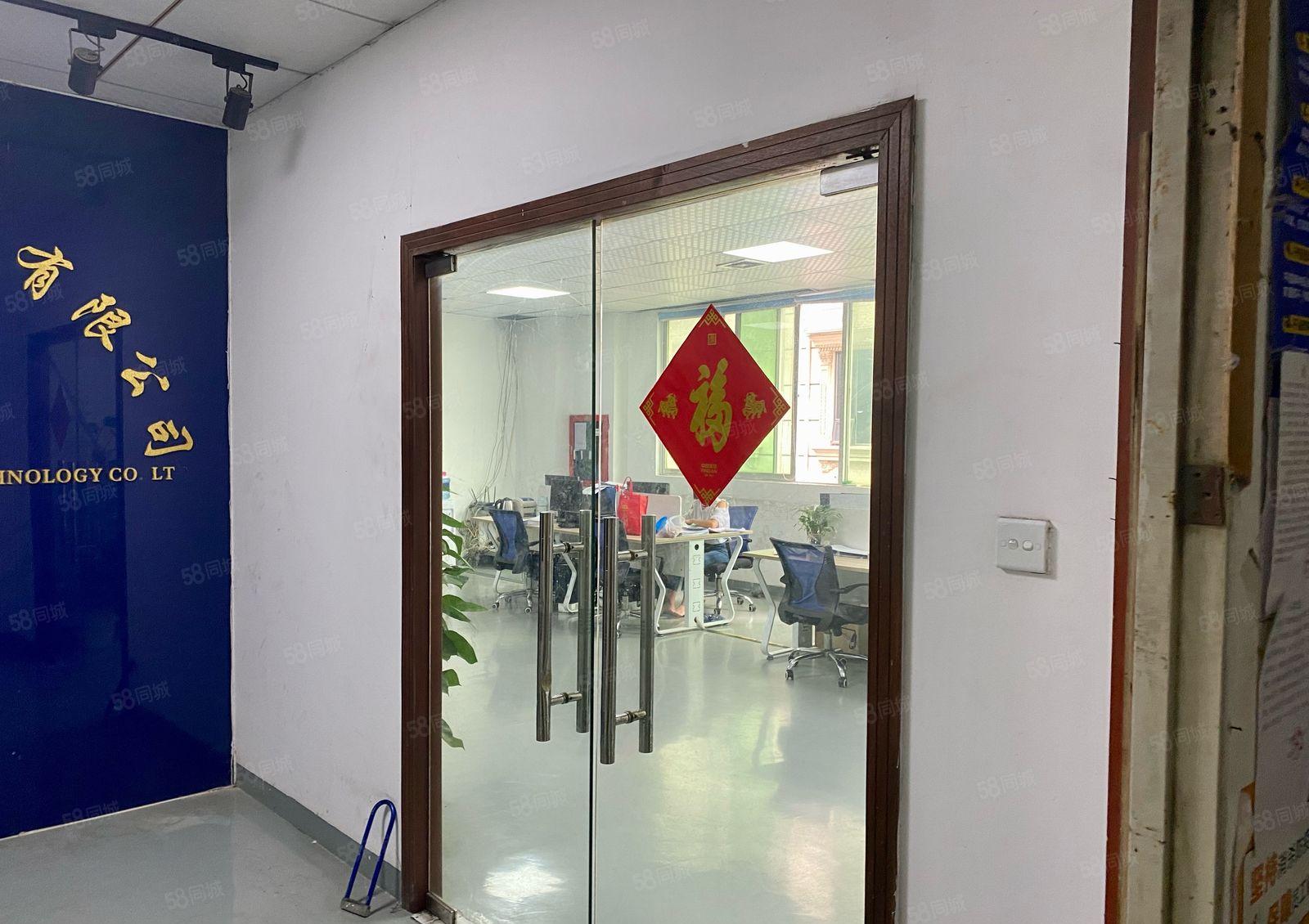 观澜厂房新田低价出租原房东，新出楼上2000平，大型园区。