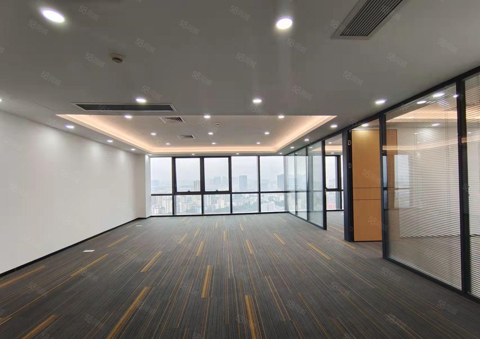 清湖地铁站B出口新出精装办公室174.38平招租，全新落地窗