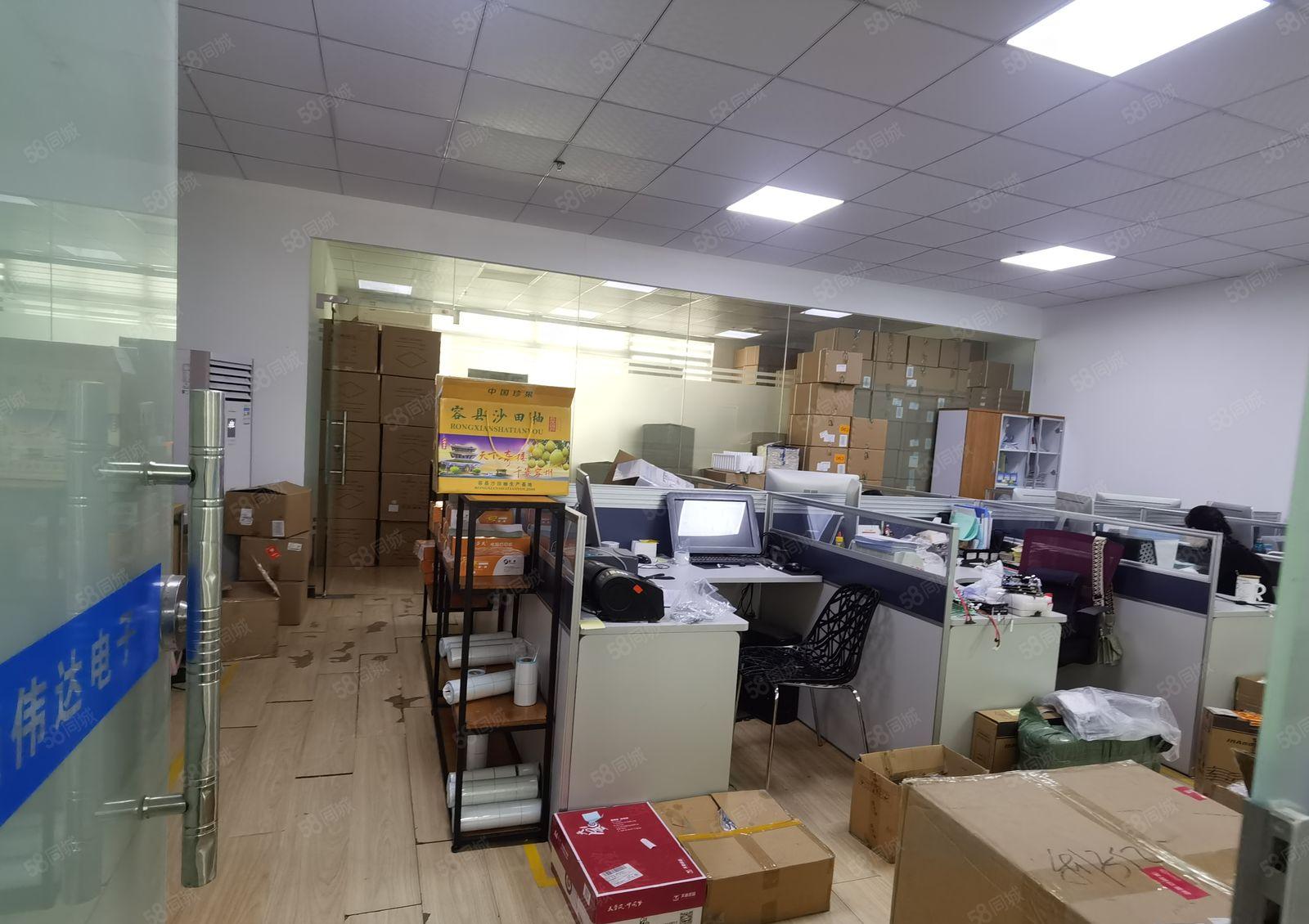 深圳龙华大浪华宁路旁原房东标准厂房整层精装修1300平米出租