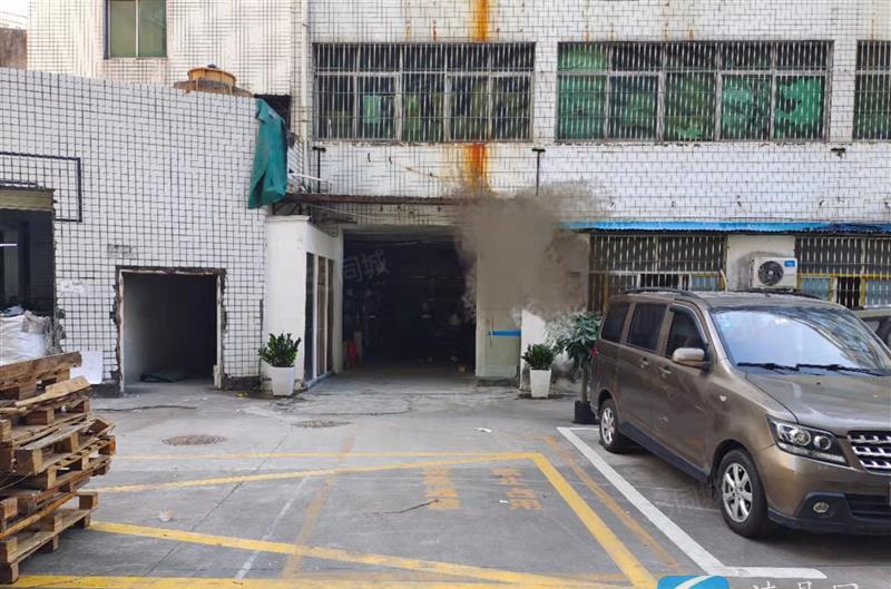 龙华地铁站一楼315平方厂房出租