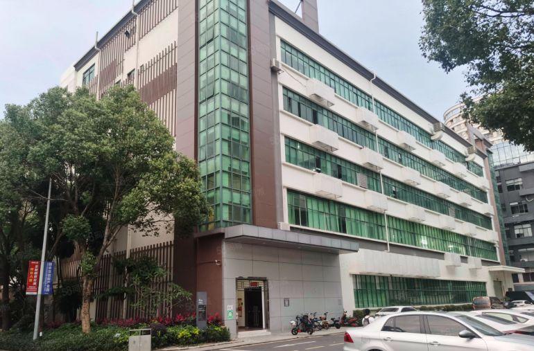 20一平低价龙华大浪工业区5000平厂房仓库出租50平起分租