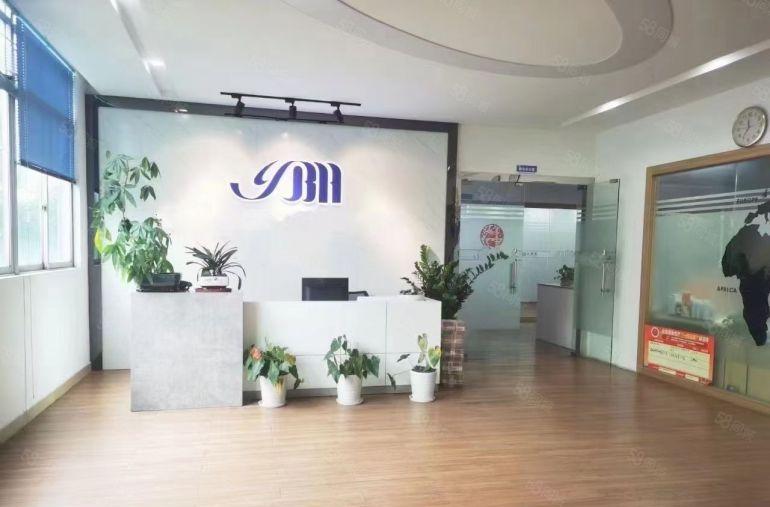 出租龙华油松工业园厂房一楼1300平出租带装修400平起分