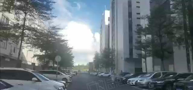 龙华大浪3楼新出整层2000平红本厂房豪华装修适合各种企业