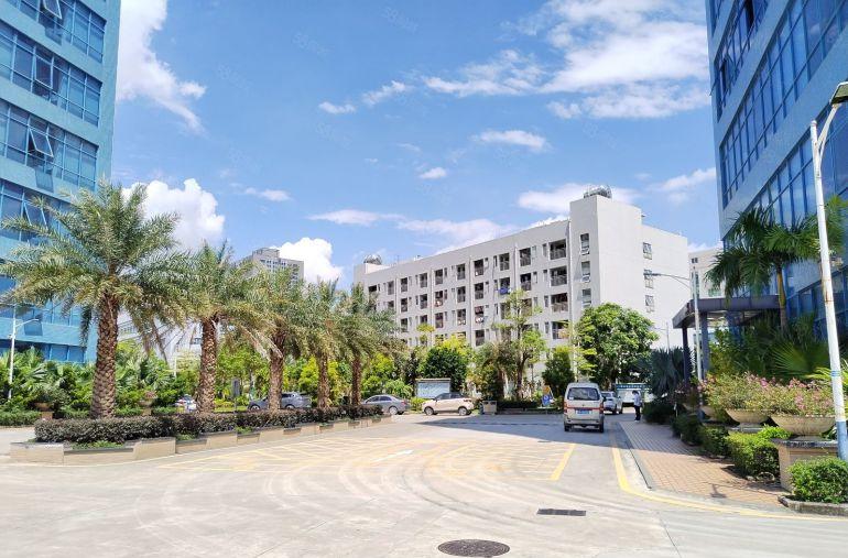 电商小加工龙华油松科技园楼上300平带装修办公室厂房出租