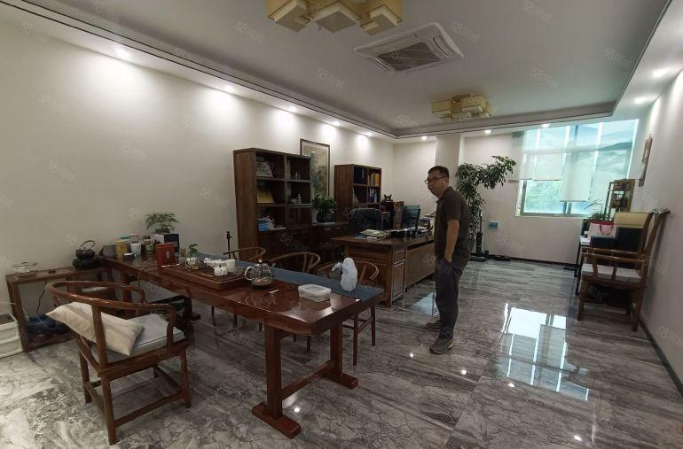 龙华大浪原房东红本独栋6000平低价厂房仓库出租500平起分