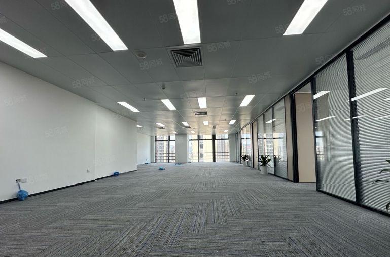 龙华油松全新装修208平厂房办公室出租 采光好 价格实惠