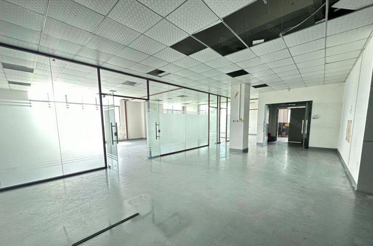 龙华大浪600平原房东现成装修红本厂房仓库出租200平起租