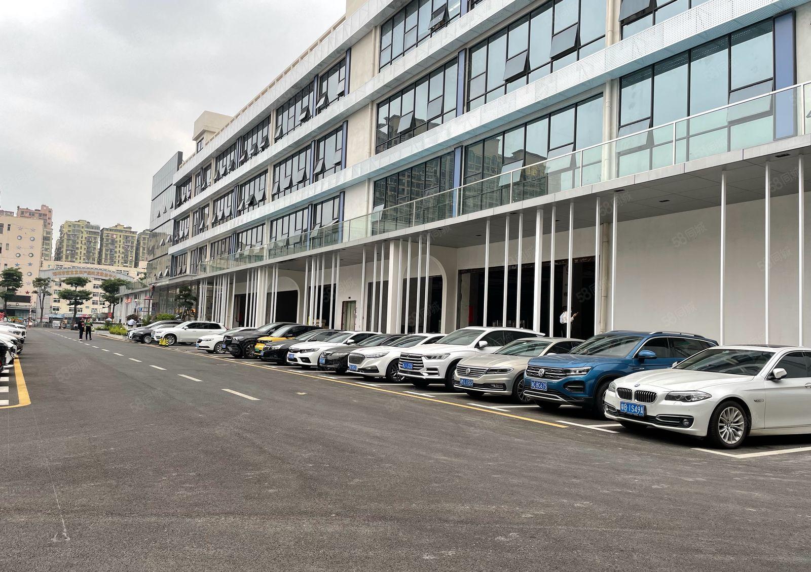 龙华大浪厂房出租可分租300平办公室仓库出租彩光好空地大招租