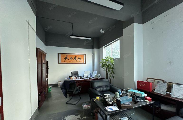 龙华大浪科技园1200平精装修厂房办公仓库出租可分租