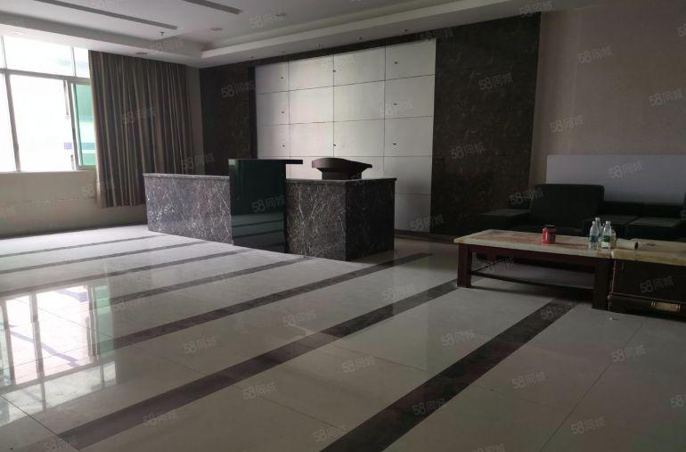 观澜原房东2楼2000带办公室装修招租