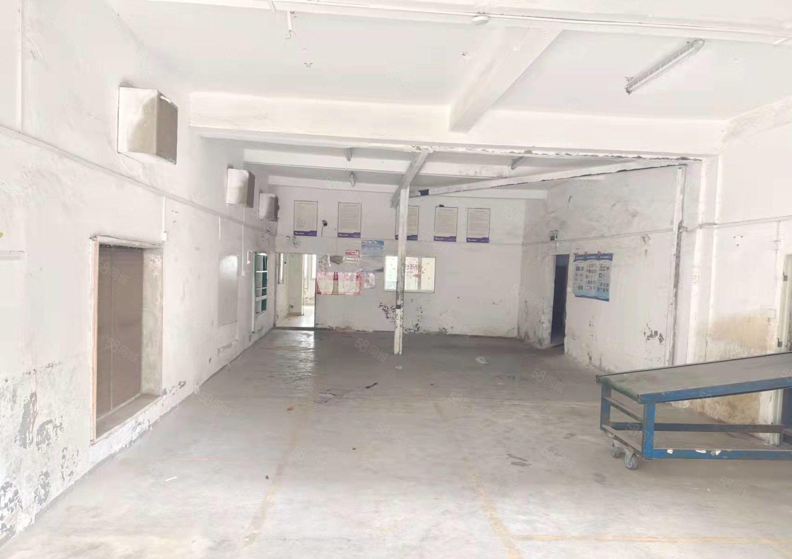 龙华民治上塘路口一楼378平厂房出租