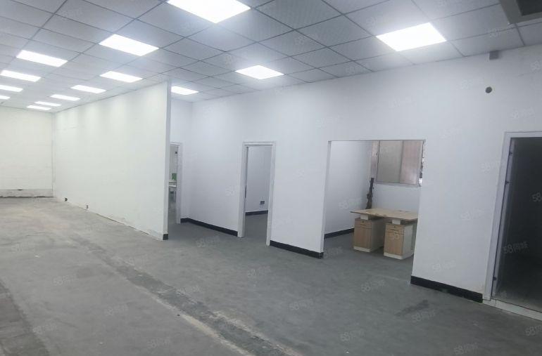 龙华油松精装修厂房一楼260平 带阁楼 使用率高