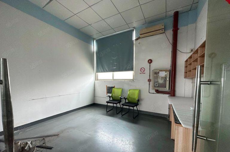 200平起，龙胜地铁站附近1500平精装修厂房出租，电商仓库