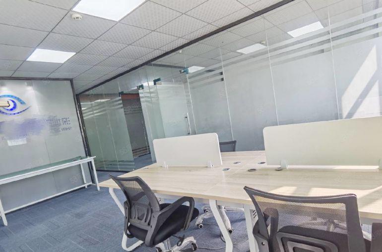 龙华大浪，港深创新园精装修办公室，120平朝南，家私电器全齐