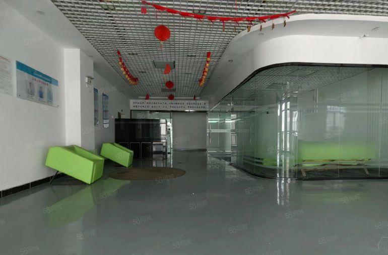 龙华清湖地铁口500至1000平花园式厂房出租免租期2个月