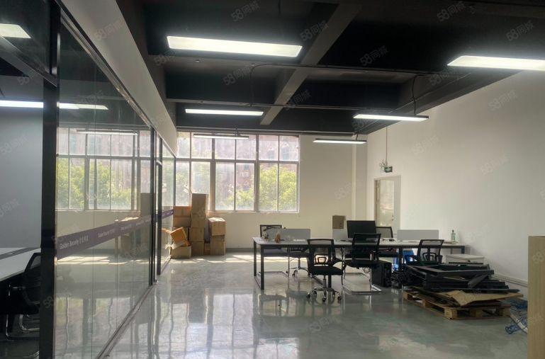 龙华大浪电商园，精装修厂房420平出租，2办公室加车间加仓库