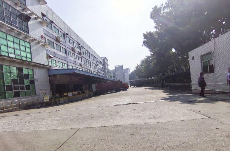 龙华观澜梅观高速路口原房东红本厂房出租2万平带卸货平台空地大