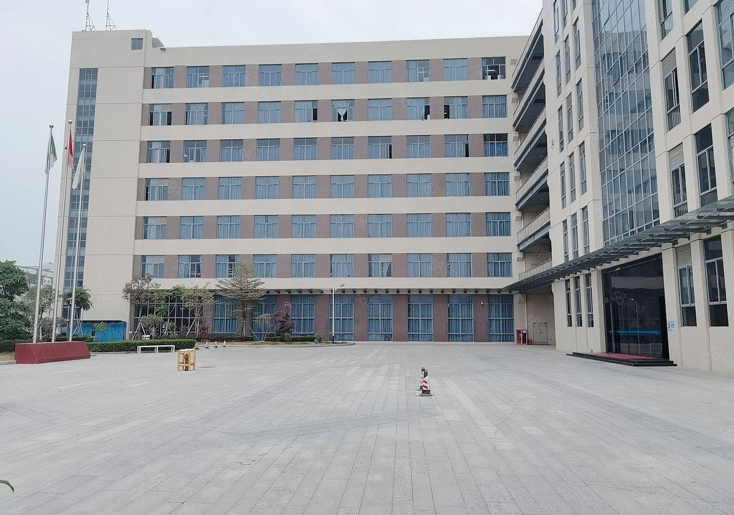 200平起大浪商业中心原房东工业园区标准厂房二楼1000平方