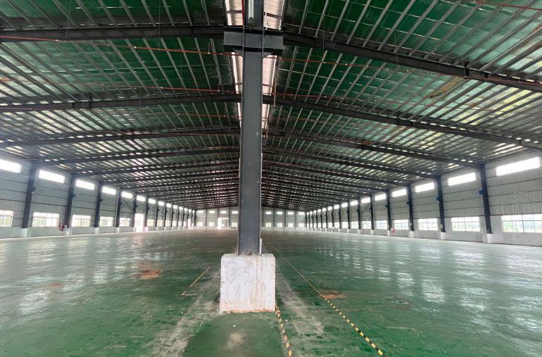 临莞沥林原房东独门独院钢构10000平300平起分高度11米