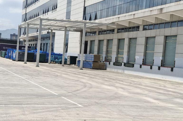 龙岗宝龙原房东1楼2000平方厂房出租层高6米带卸货平台