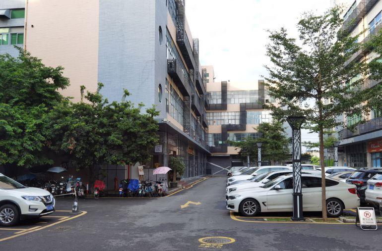 龙岗中心城电商园精装修楼上200至500平办公室仓库厂房出租